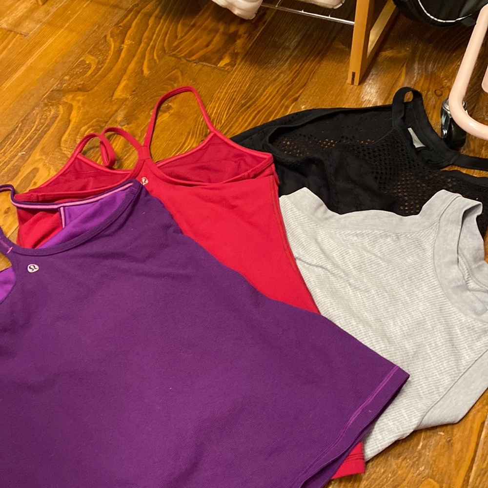 Lululemon Athleta